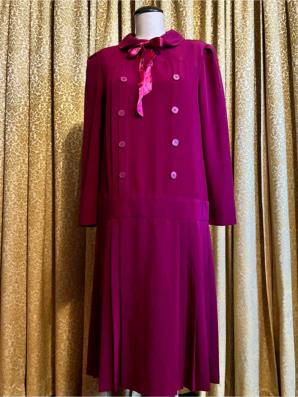 Vintage Fuchsia Double-Breasted Bow Neck Dress